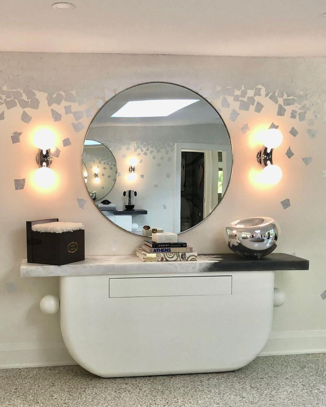 Arcadia Globe Wall Light