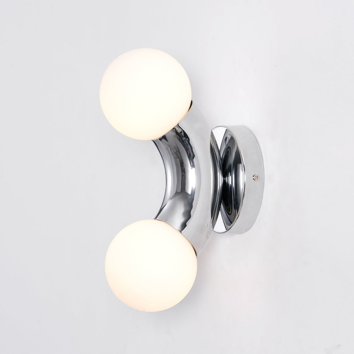 Arcadia Globe Wall Light