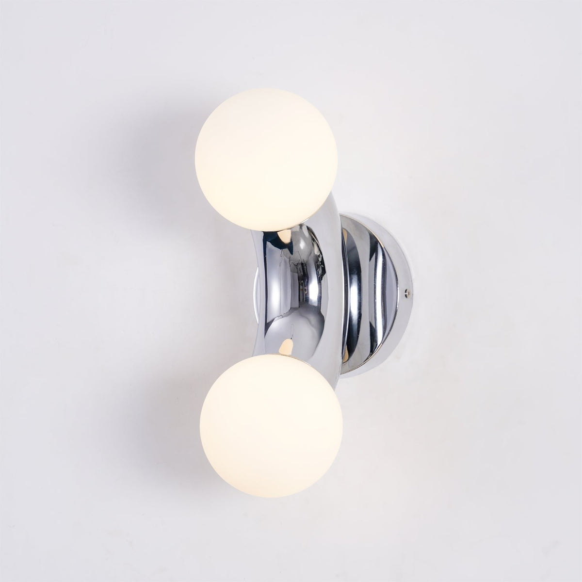 Arcadia Globe Wall Light