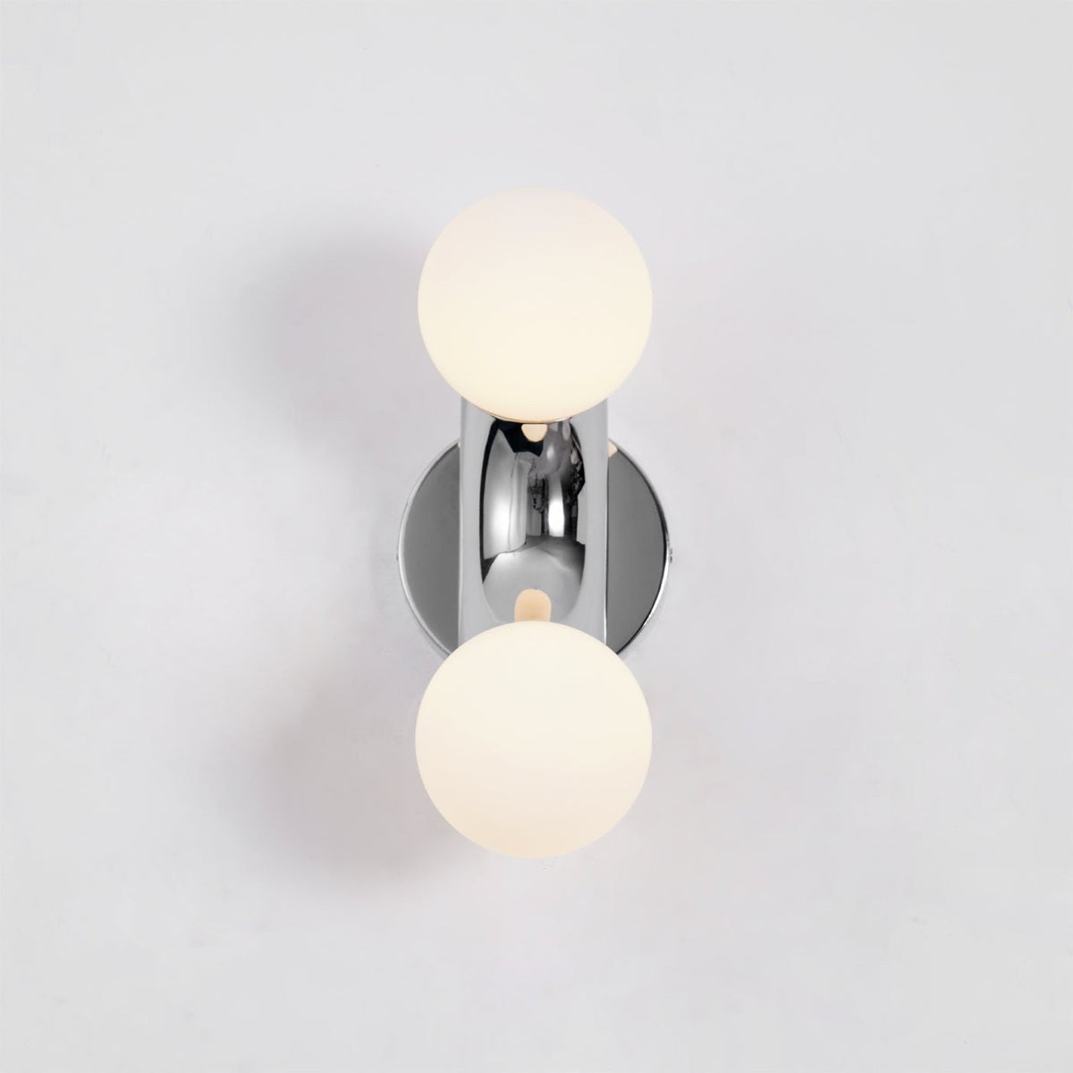 Arcadia Globe Wall Light