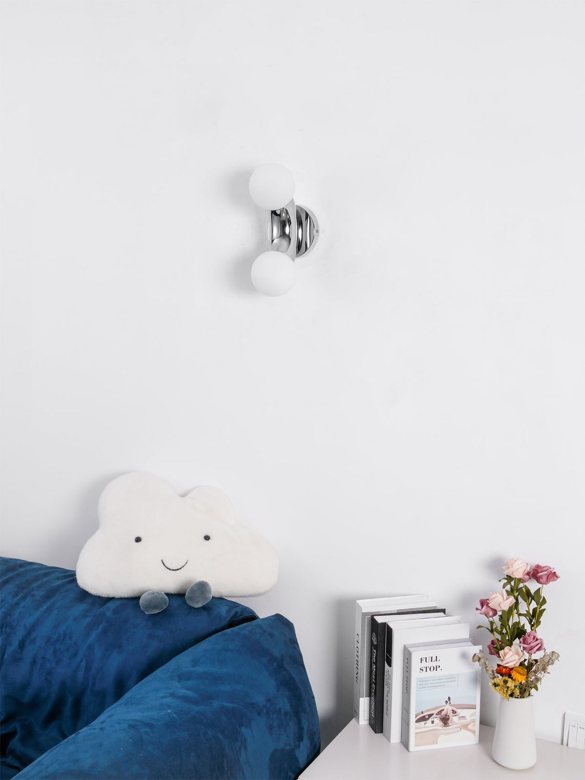 Arcadia Globe Wall Light