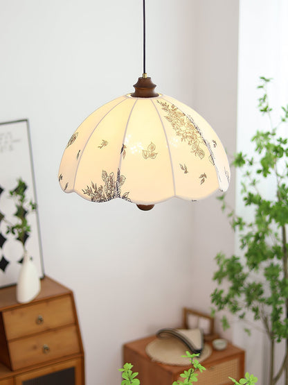 Floria Petal Pendant Light