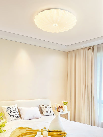 Lunaris Shell Flush Mount Ceiling Light
