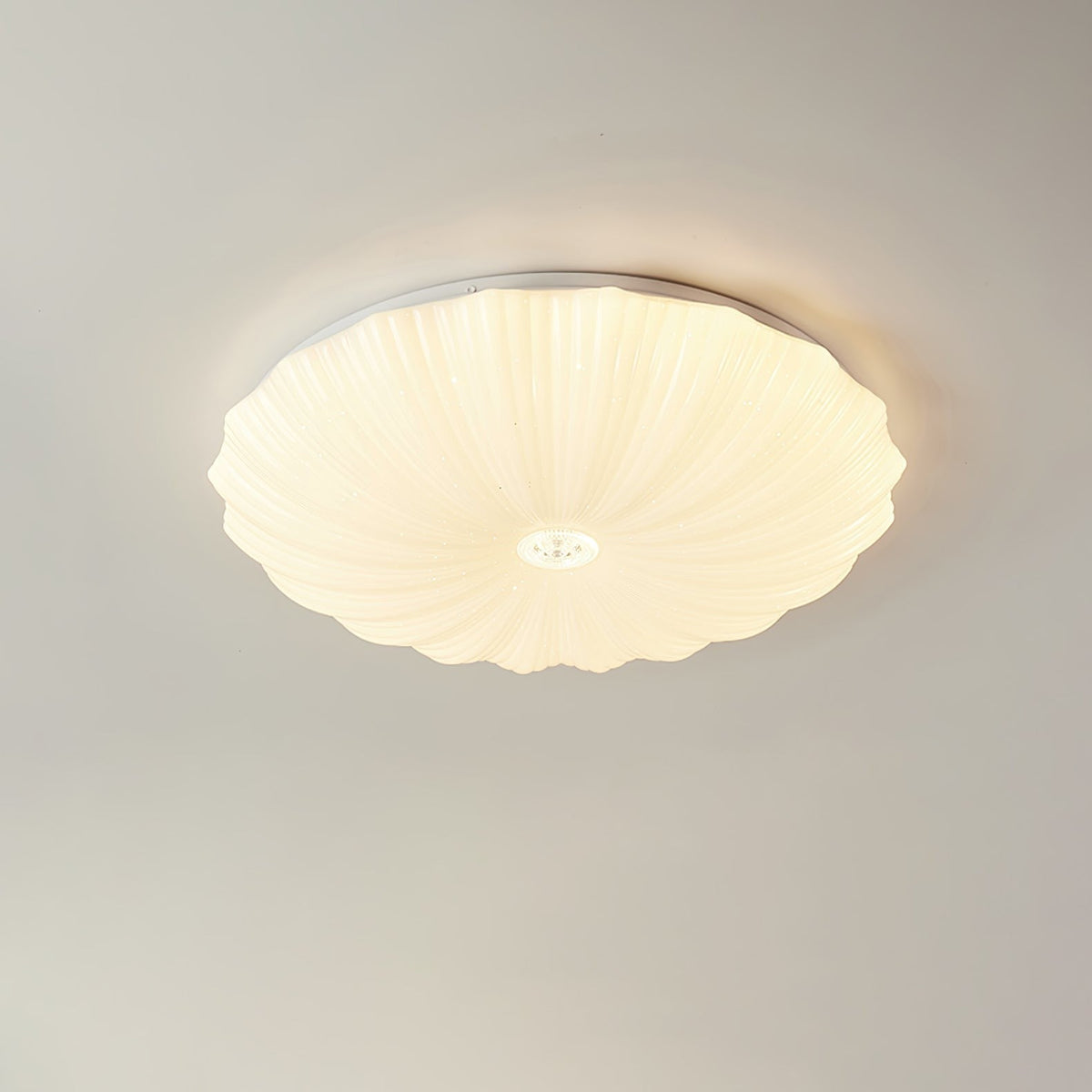 Lunaris Shell Flush Mount Ceiling Light