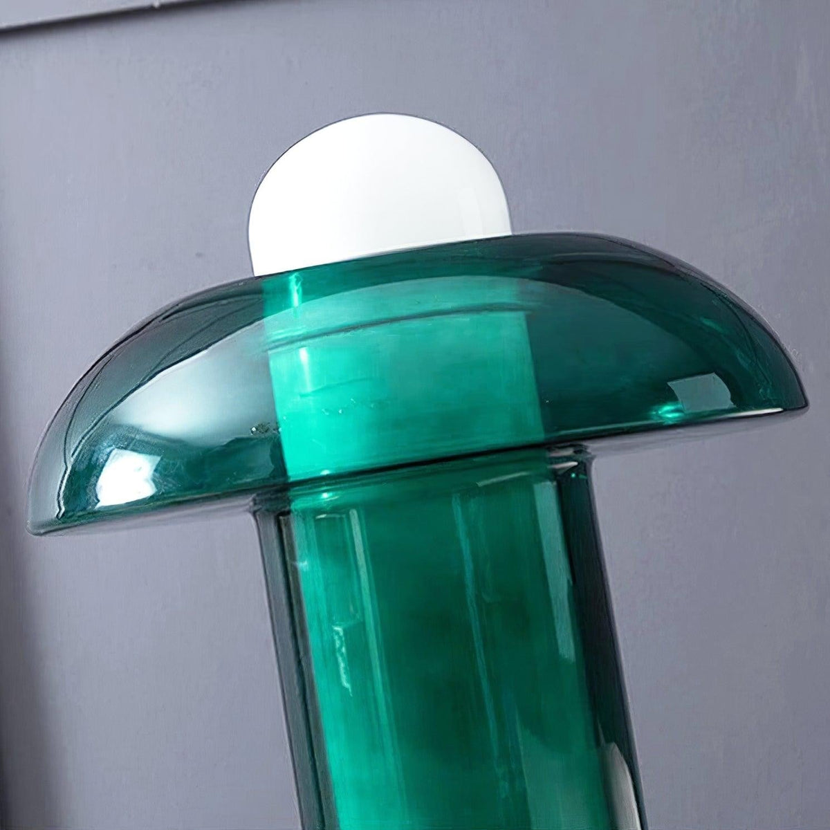 Verdant Glow Mushroom Table Lamp